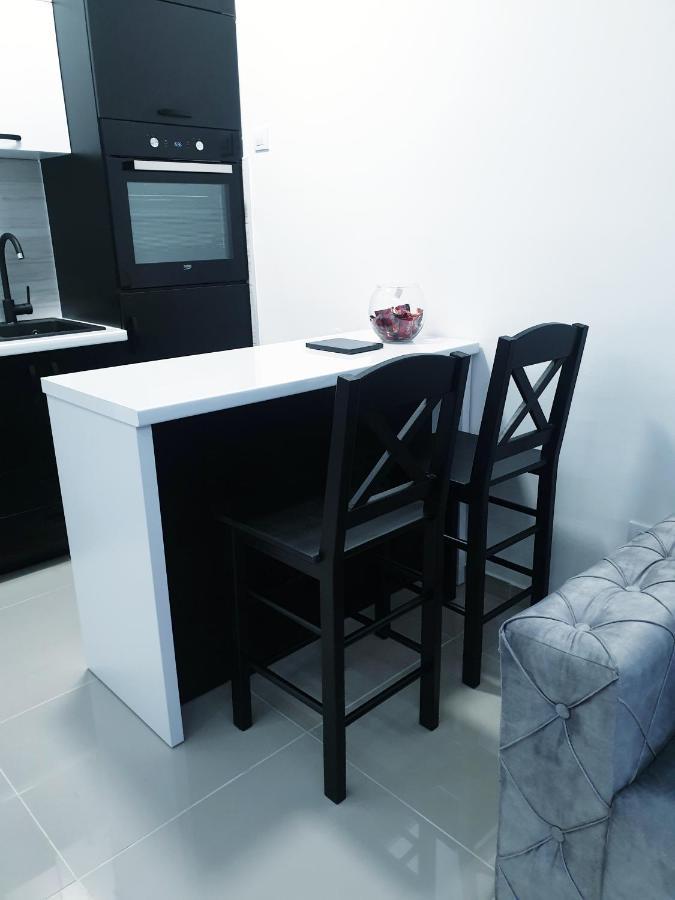 Lux Apartment - Central Place Bar Eksteriør billede