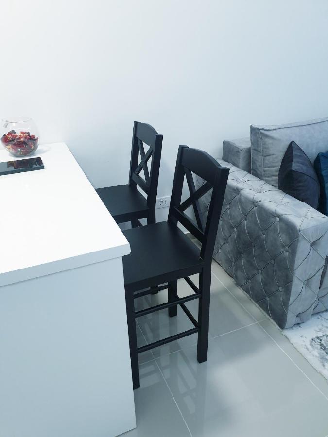 Lux Apartment - Central Place Bar Eksteriør billede